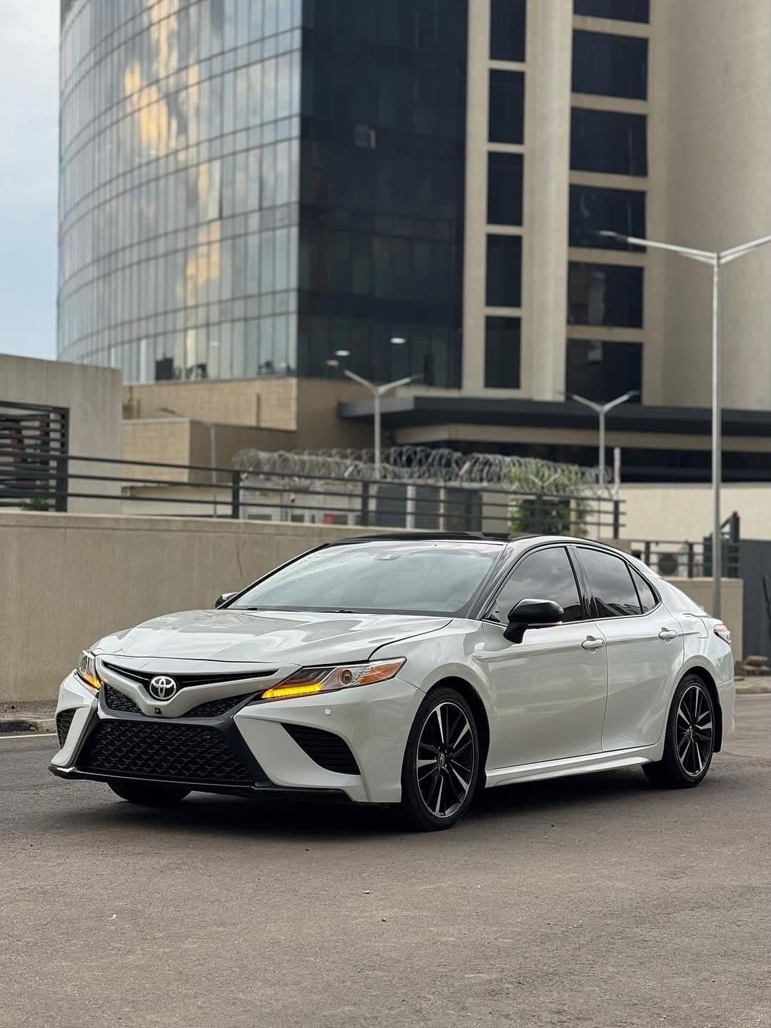 Toyota Camry 2022